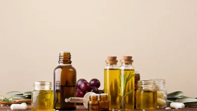 بهترین روغن برای از بین بردن چین و چروک صورت 12 چند شیشه روغن های طبیعی برای درمان چروک پوست