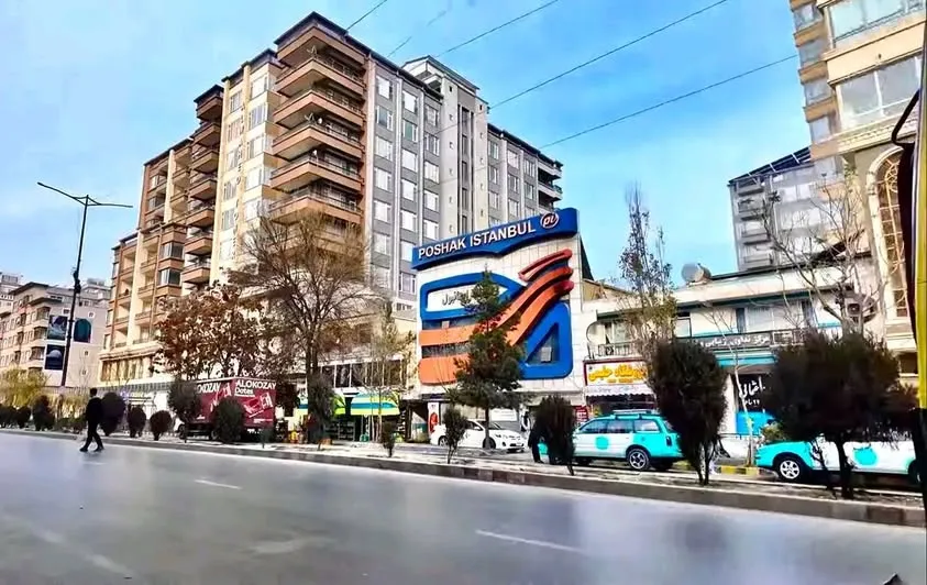 بهترین بازارهای کابل؛ از سراهای سنتی تا پاساژهای مدرن 11 article kabul markets karte chahar bazaar