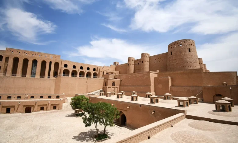 ۱۰ مکان تاریخی افغانستان از دوران باستان تا معاصر 1 یک بنای تاریخی در افغانستان