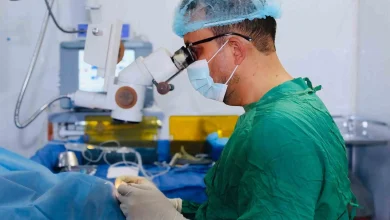شفاخانه نور کابل، مهمترین مرکز تخصصی چشم در کشور 61 یک متخصص چشم در شفاخانه نور کابل