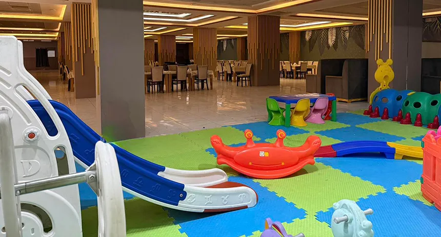 مرکز تجارتی بهارسراب کابل؛ قطب اقتصادی دشت برچی 3 بخش کودکان رستورانت مارکیت بهارسراب کابل