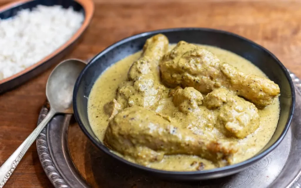 طرز تهیه لونگ هراتی؛ آموزش یک خورشت اصیل و ترش افغانستانی 3 لونگ هراتی با مرغ